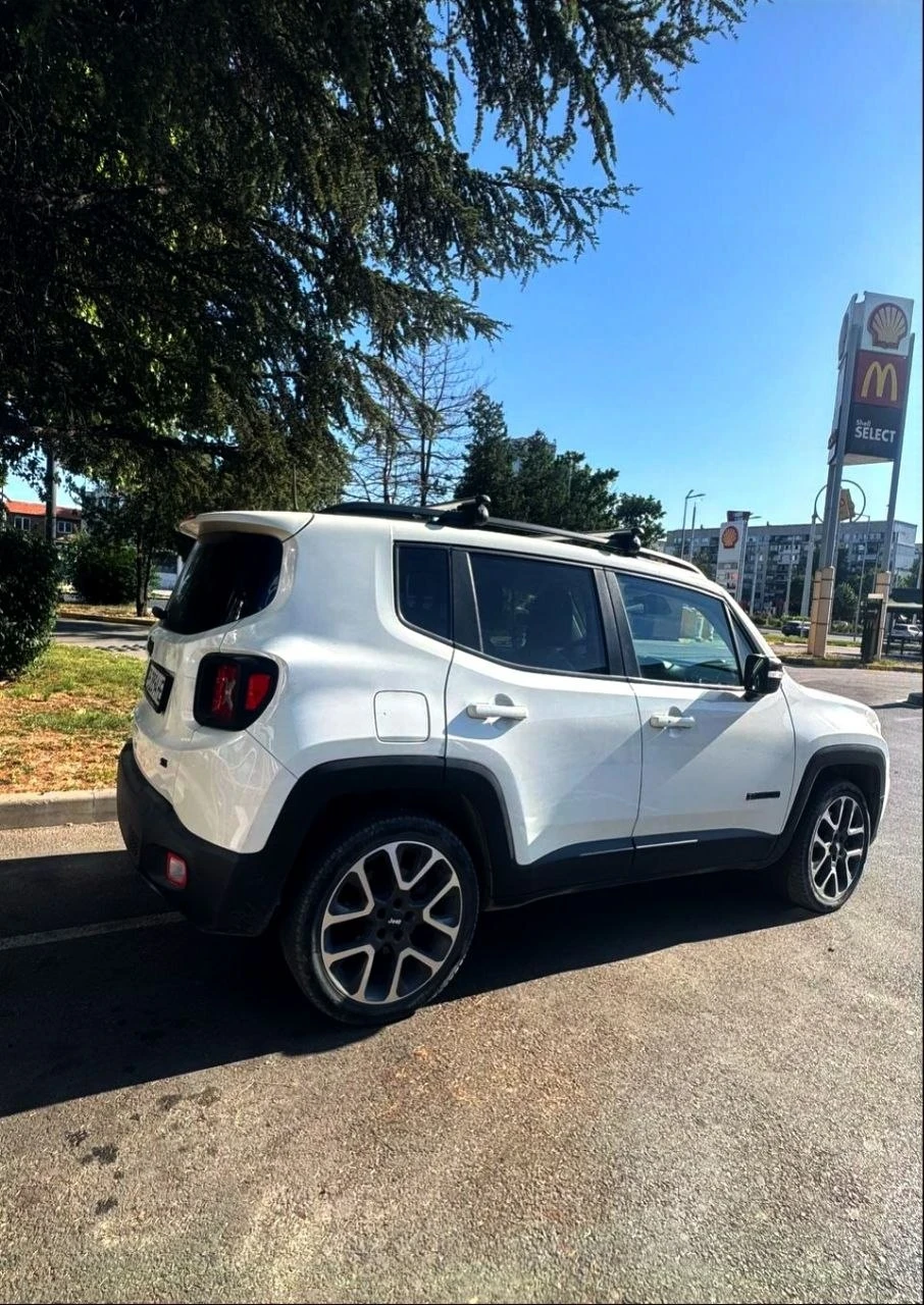 Jeep Renegade, снимка 4 - Автомобили и джипове - 55081396