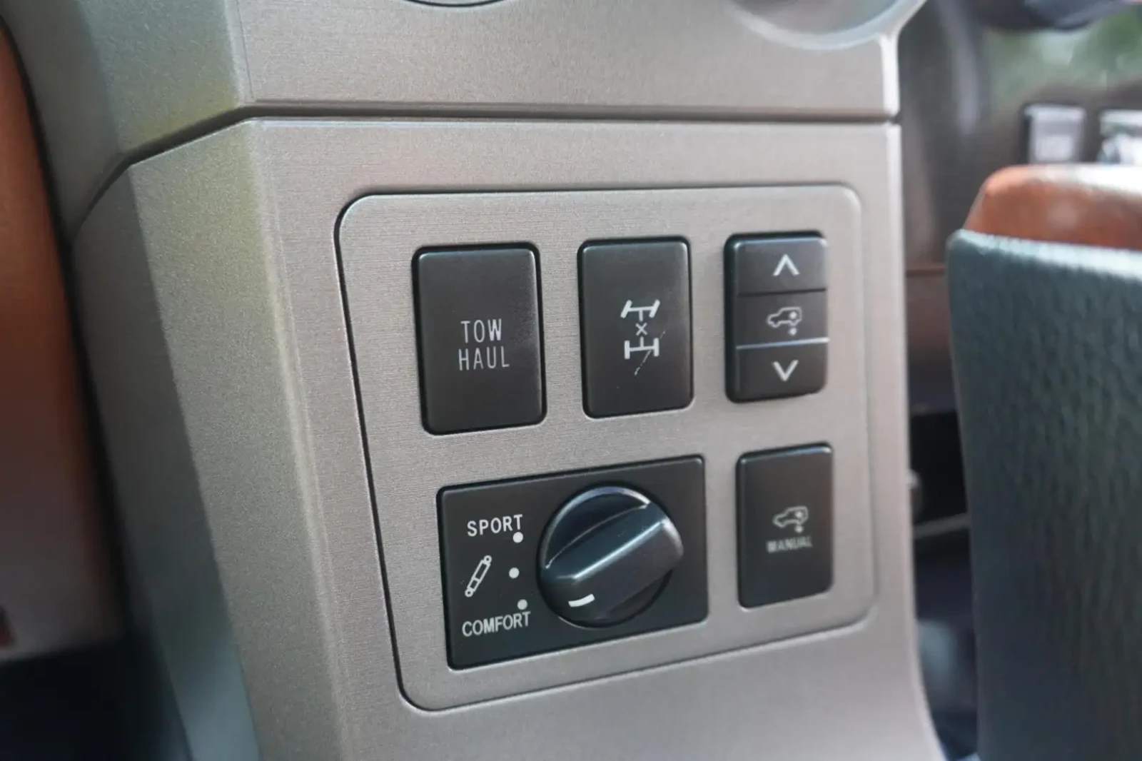 Toyota Sequoia 5.7* V8* PLATINUM* ПОДГРЕВ* ОБДУХВАНЕ* КАМЕРА* JBL, снимка 11 - Автомобили и джипове - 55463516