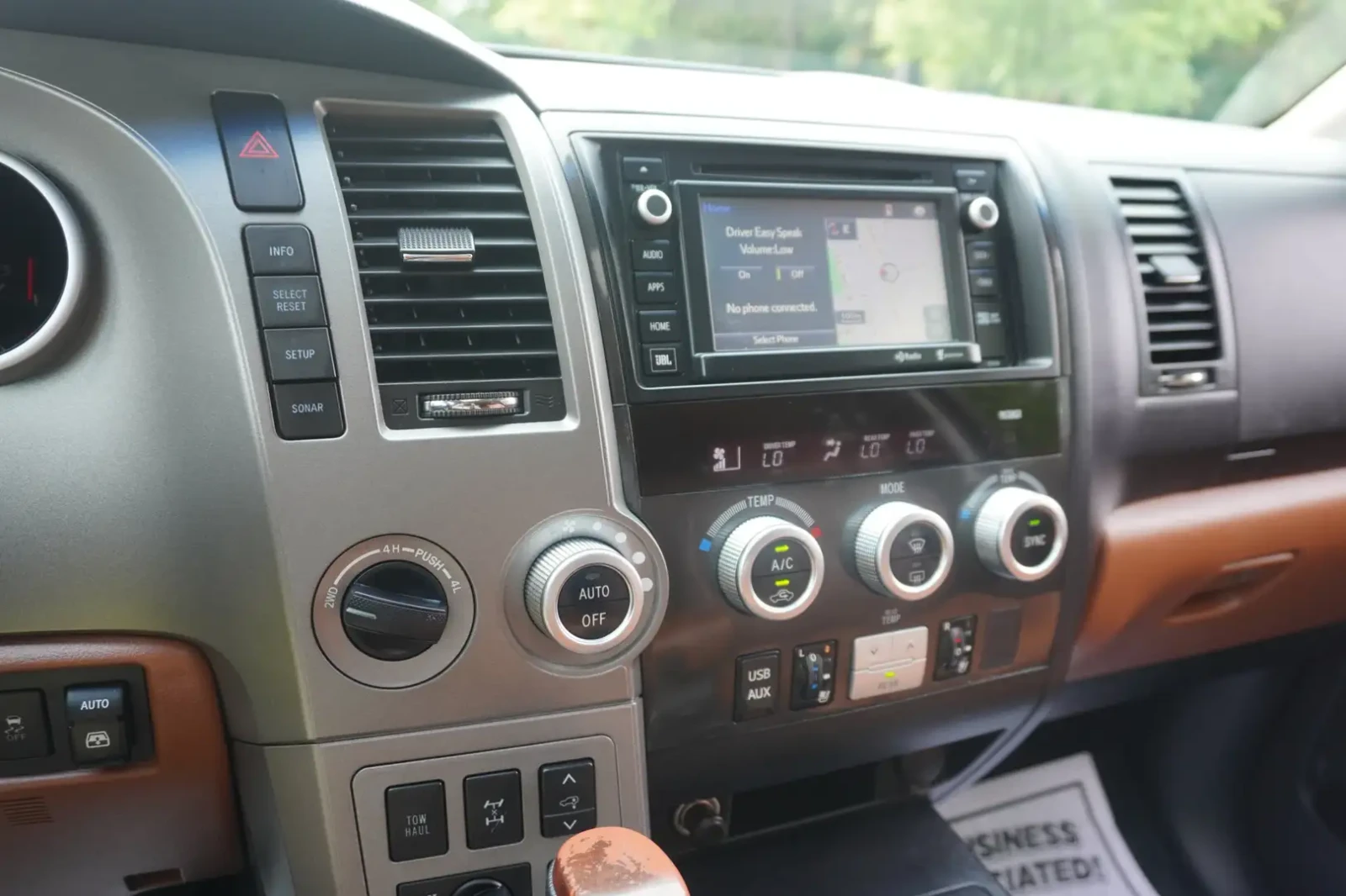 Toyota Sequoia 5.7* V8* PLATINUM* ПОДГРЕВ* ОБДУХВАНЕ* КАМЕРА* JBL, снимка 9 - Автомобили и джипове - 55463516