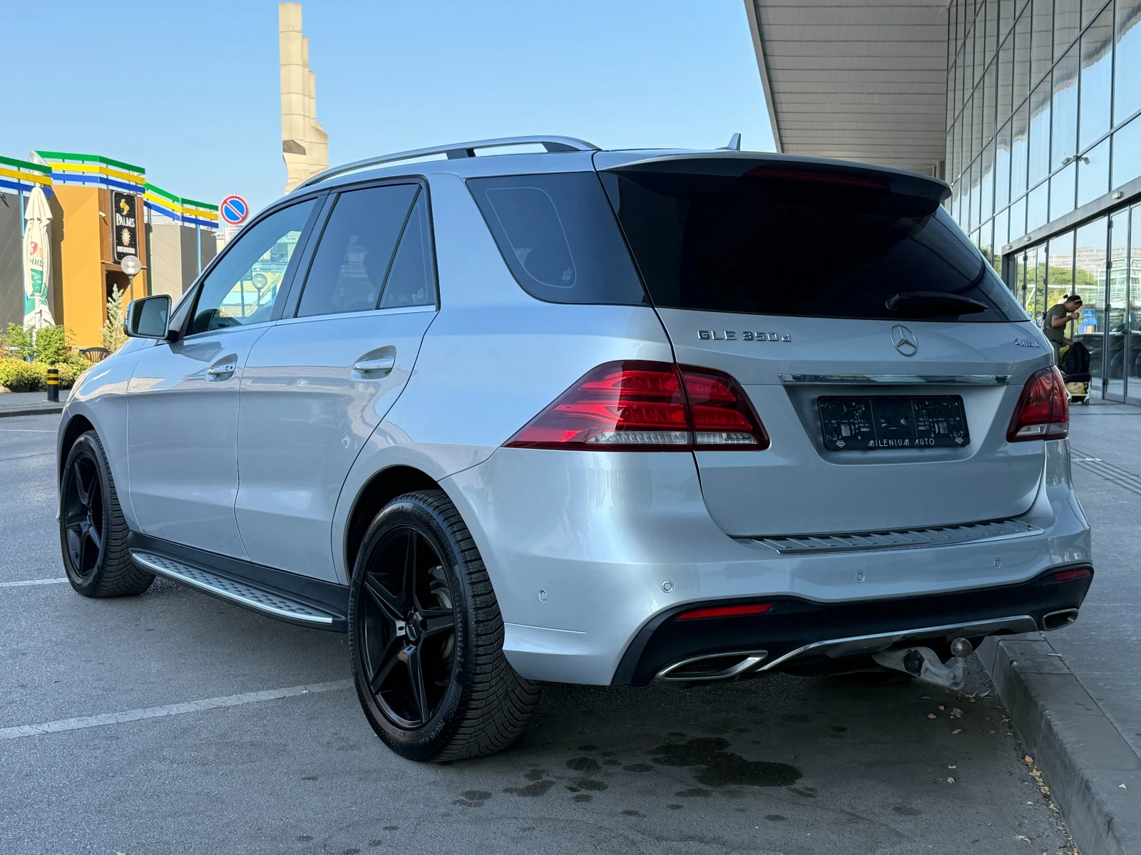 Mercedes-Benz GLE 350 CDI 6 МЕСЕЦА ГАРАНЦИЯ/258к.с AMG Pack/Панорама, снимка 3 - Автомобили и джипове - 55661610