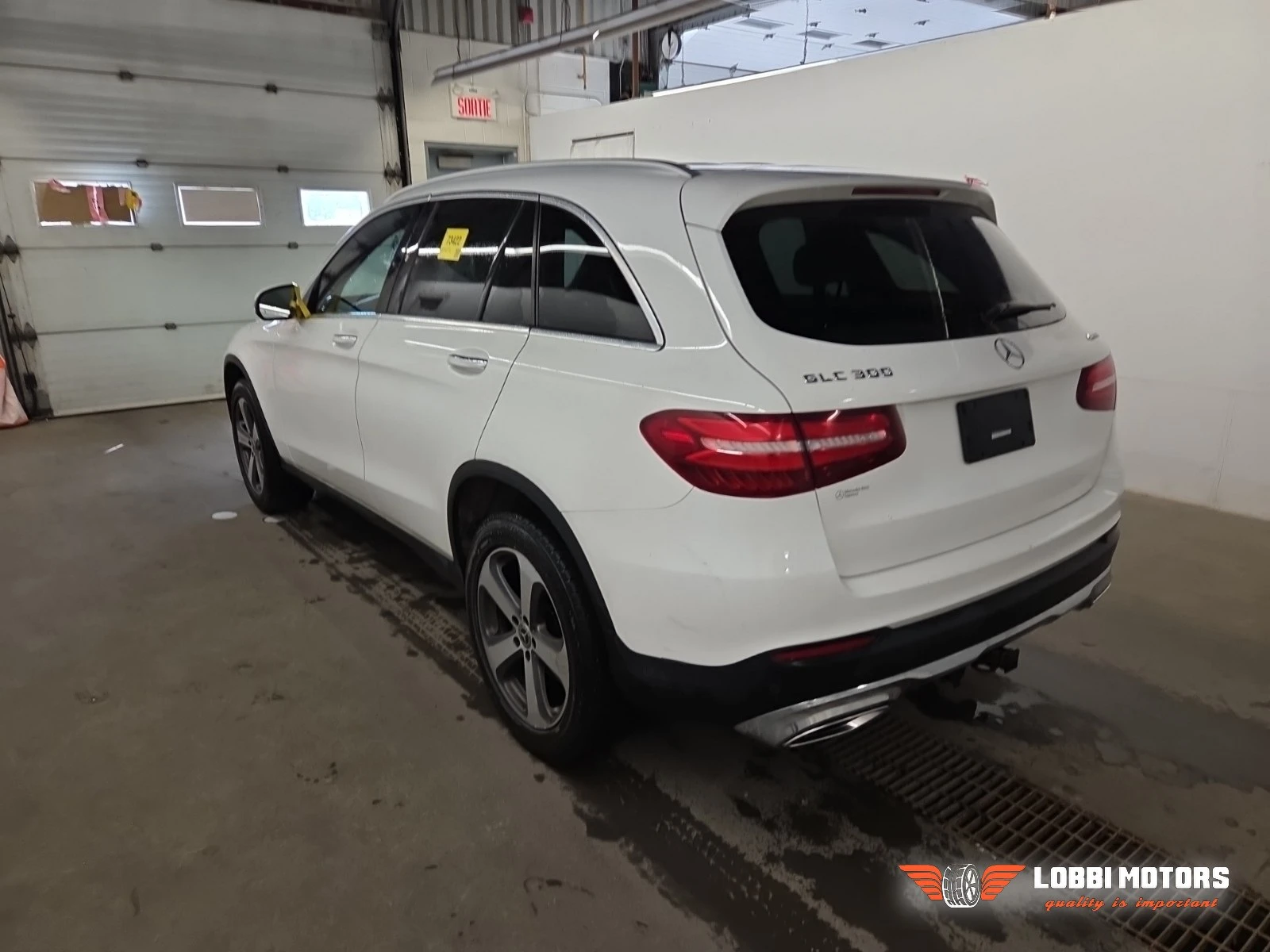 Mercedes-Benz GLC, снимка 4 - Автомобили и джипове - 56103942