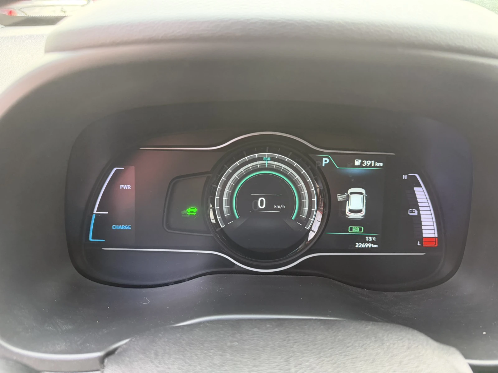 Hyundai Kona  Premium+ Head-Up+ Key Less Go+ Car-pl, снимка 13 - Автомобили и джипове - 56266307