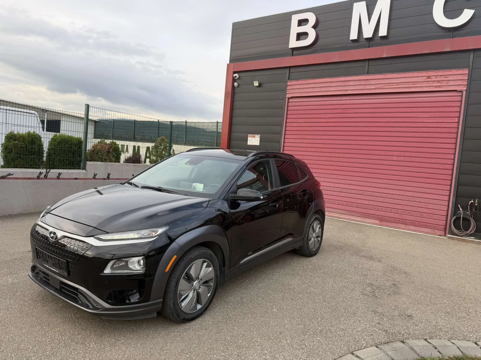 Hyundai Kona  Premium+ Head-Up+ Key Less Go+ Car-pl, снимка 5 - Автомобили и джипове - 56266307