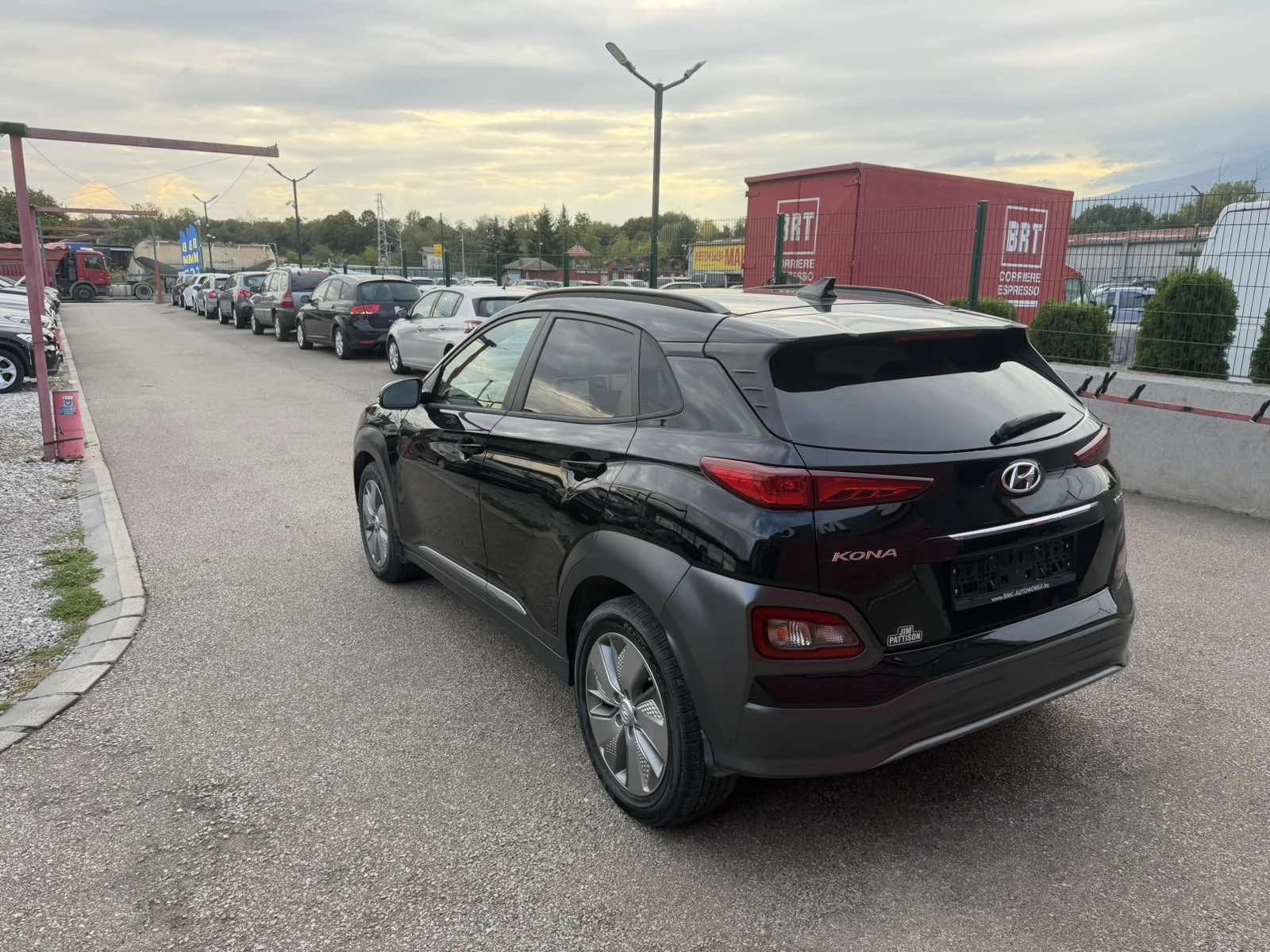 Hyundai Kona  Premium+ Head-Up+ Key Less Go+ Car-pl, снимка 8 - Автомобили и джипове - 56266307