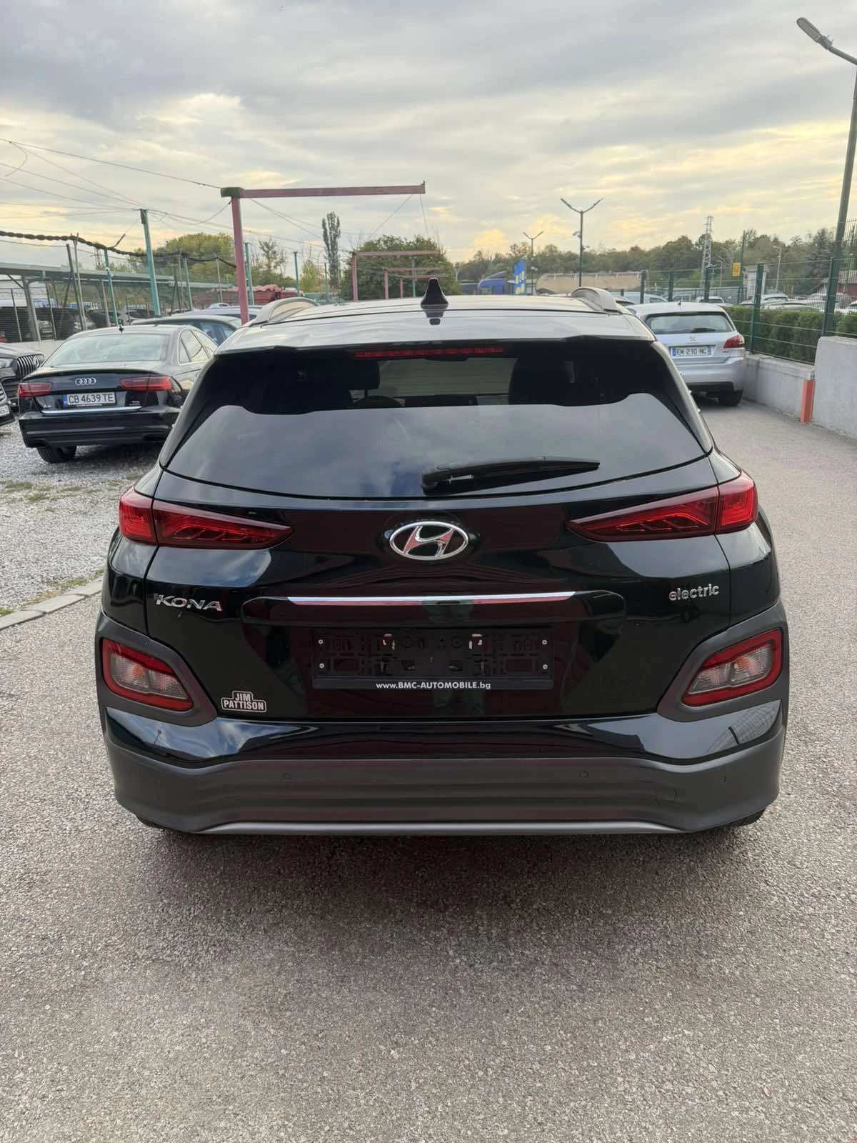 Hyundai Kona  Premium+ Head-Up+ Key Less Go+ Car-pl, снимка 7 - Автомобили и джипове - 56266307