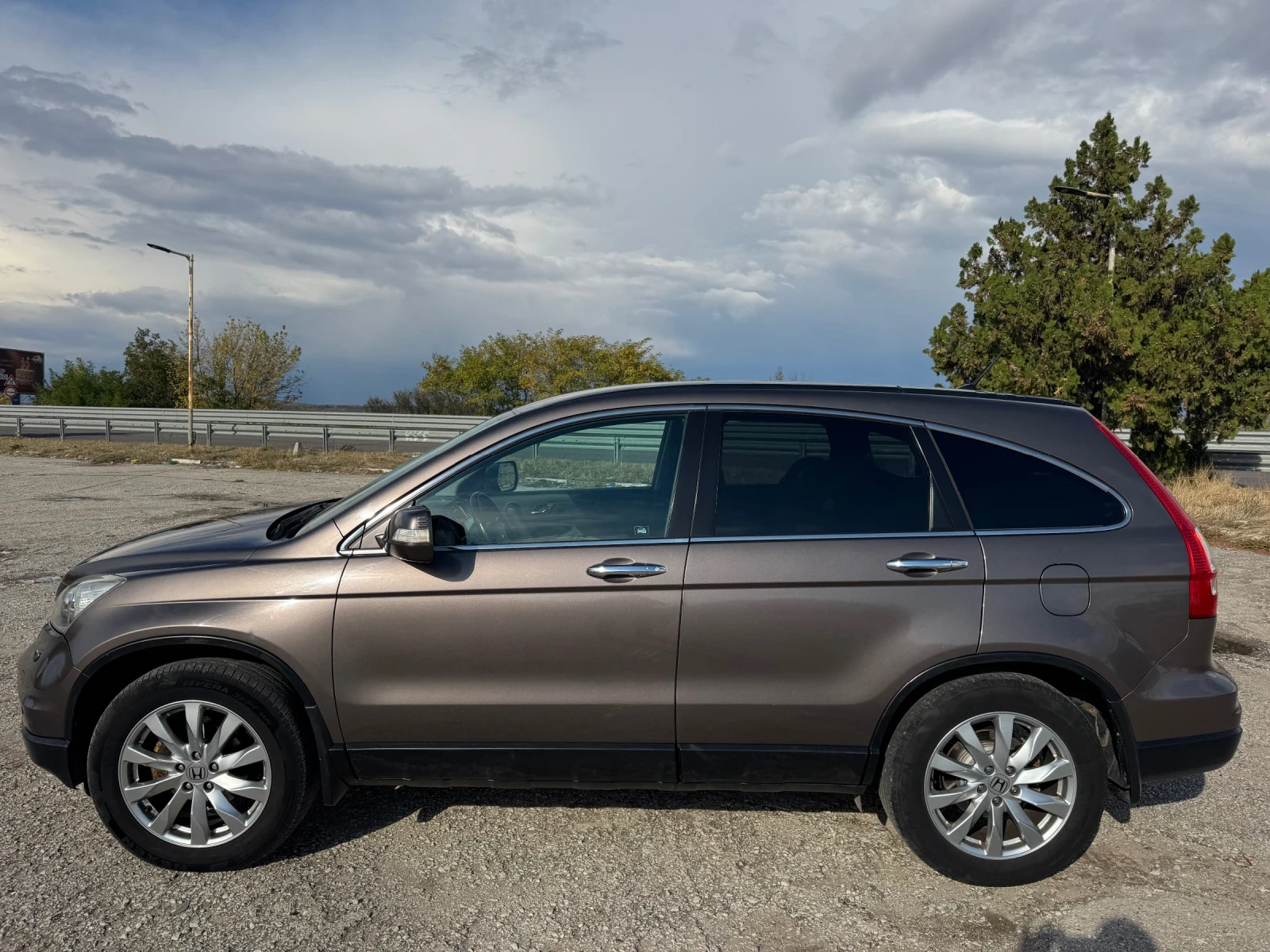 Honda Cr-v 2.2 i-DTEC, снимка 2 - Автомобили и джипове - 56534104