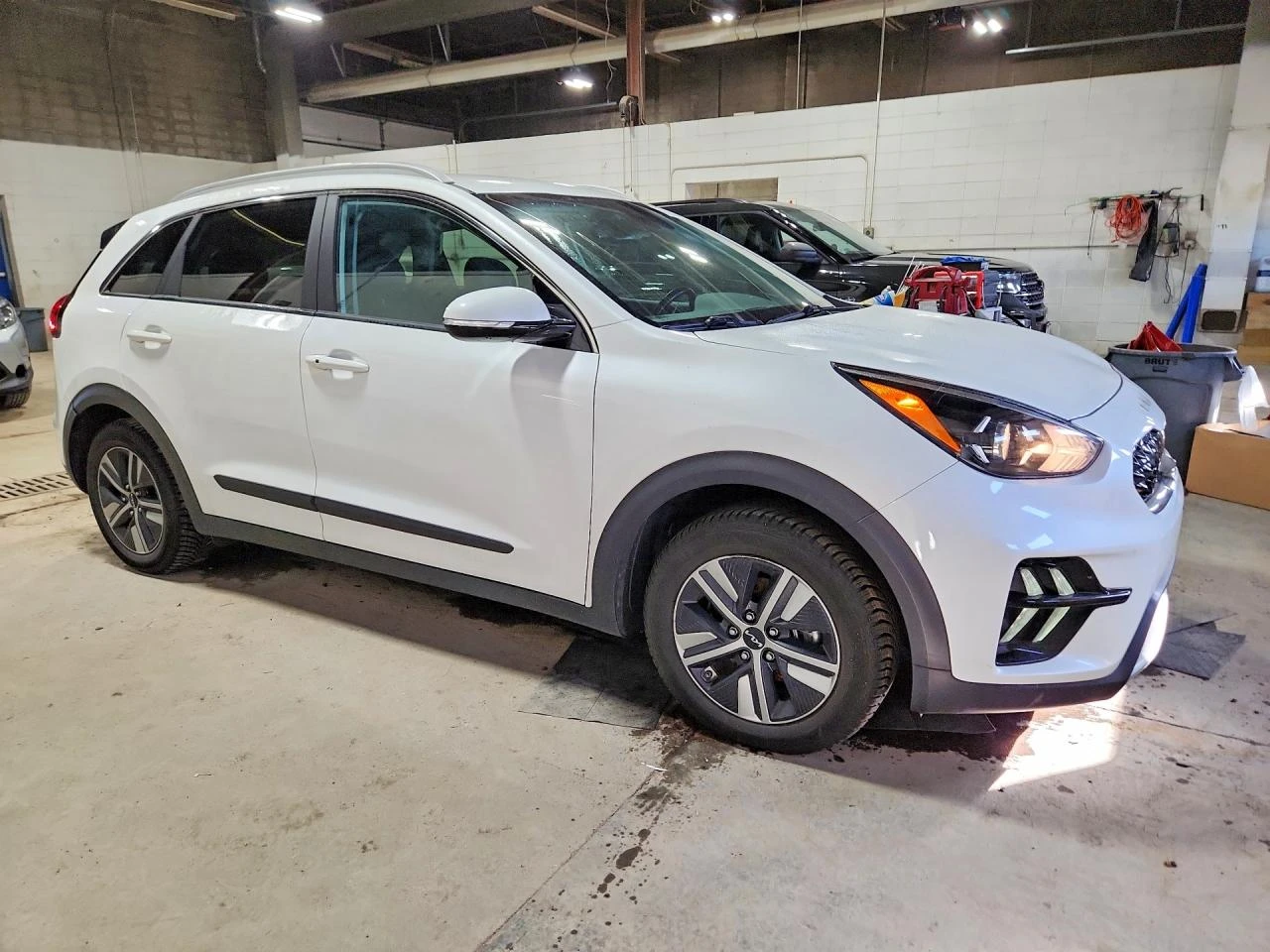 Kia Niro 1.6l Ex, снимка 4 - Автомобили и джипове - 56664053