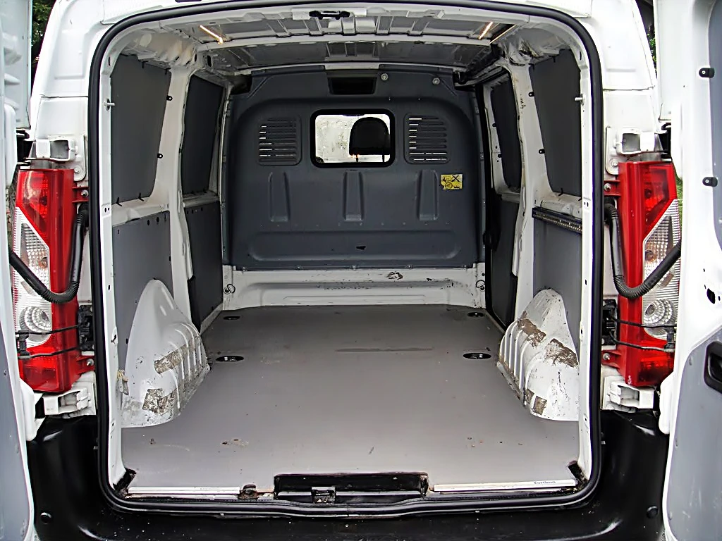 Peugeot Expert 2.0 HDI ГЕРМАНИЯ, снимка 9 - Бусове и автобуси - 54518318