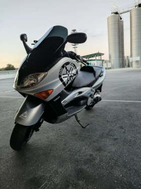 Yamaha T-max, снимка 2