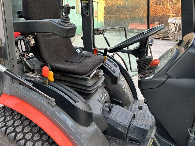Трактор Kubota 2530, снимка 4 - Селскостопанска техника - 52822248