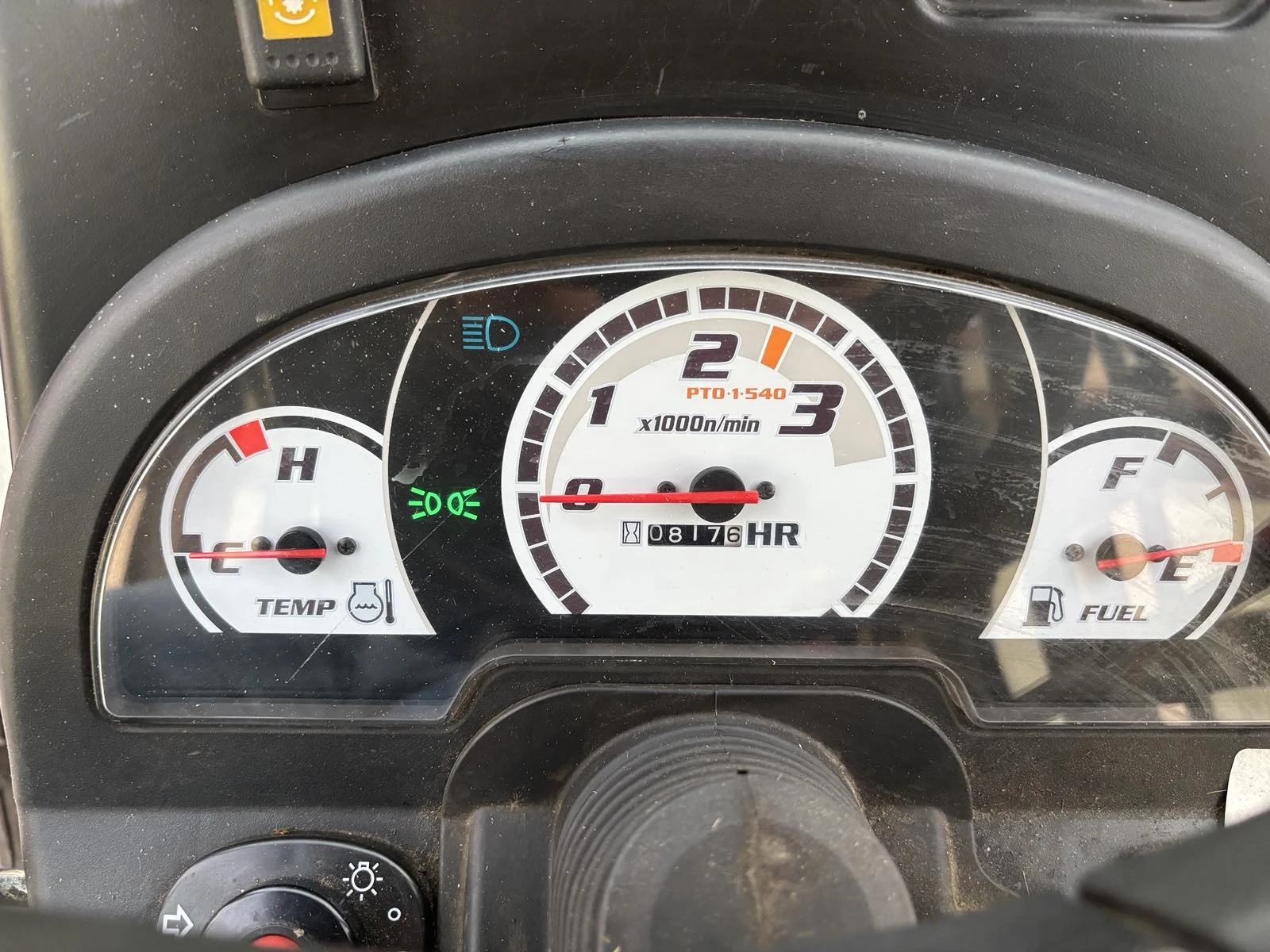 Трактор Kubota 2530 - изображение 7