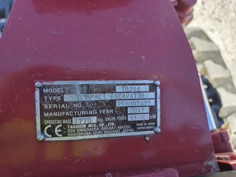 Багер Takeuchi TB 216, снимка 6 - Индустриална техника - 54553436