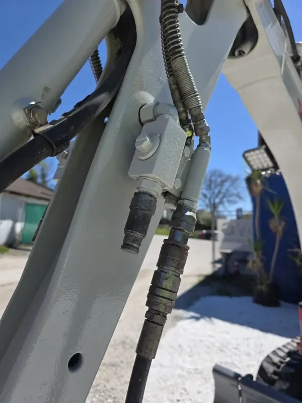 Багер Takeuchi TB 216, снимка 7 - Индустриална техника - 54553436