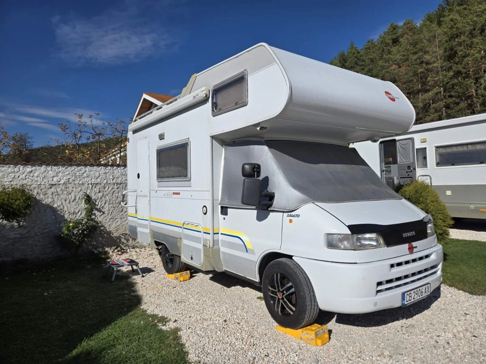 Кемпер Burstner A 535, снимка 1