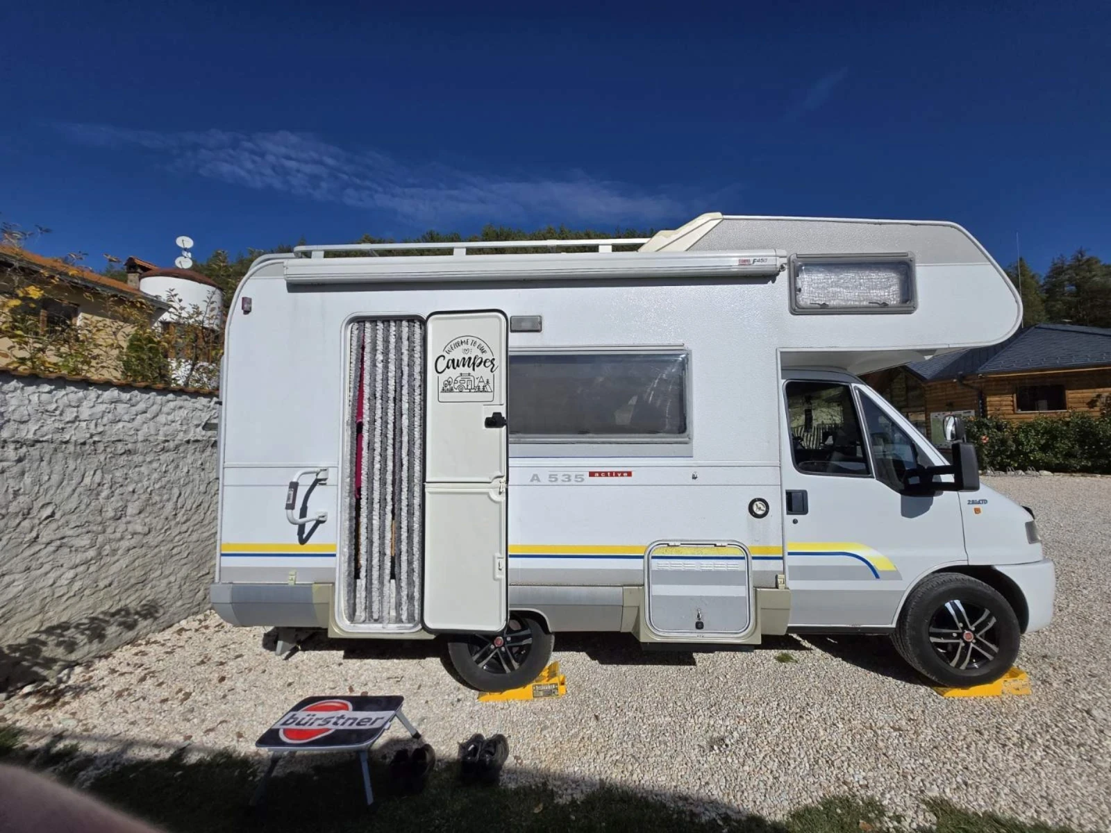 Кемпер Burstner A 535 - изображение 3
