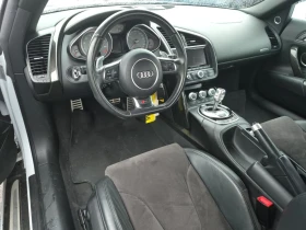 Audi R8 V8 АВТО КРЕДИТ, снимка 9