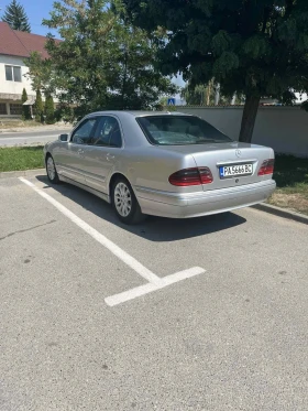 Обява за продажба на Mercedes-Benz E 270 Avangard 2.7 ~5 700 лв. - изображение 1