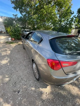 Обява за продажба на Alfa Romeo Giulietta 1.6 Diesel 105 hp Топ състояние! ~8 999 лв. - изображение 9 | Auto.bg Обява за продажба на Alfa Romeo Giulietta 1.6 Diesel 105 hp Топ състояние! ~8 999 лв. - изображение 9
