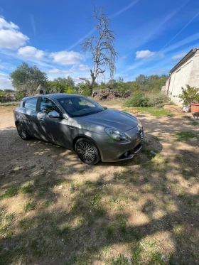 Обява за продажба на Alfa Romeo Giulietta 1.6 Diesel 105 hp Топ състояние! ~8 999 лв. - изображение 7 | Auto.bg Обява за продажба на Alfa Romeo Giulietta 1.6 Diesel 105 hp Топ състояние! ~8 999 лв. - изображение 7