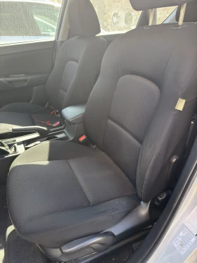 Mazda 3 - 810 € / 1584.22 лв. - 40271866 8