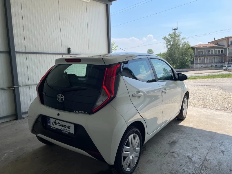 Toyota Aygo NAVI, снимка 6 - Автомобили и джипове - 41455307