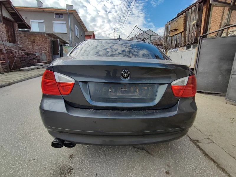 BMW 318 129к.с. 2006г. НА ЧАСТИ , снимка 7 - Автомобили и джипове - 47487596