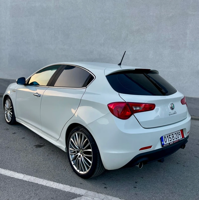 Alfa Romeo Giulietta 2.0JTD, снимка 3 - Автомобили и джипове - 47677279