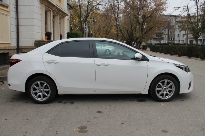 Toyota Corolla 1.6 VVTI, снимка 2 - Автомобили и джипове - 47924884