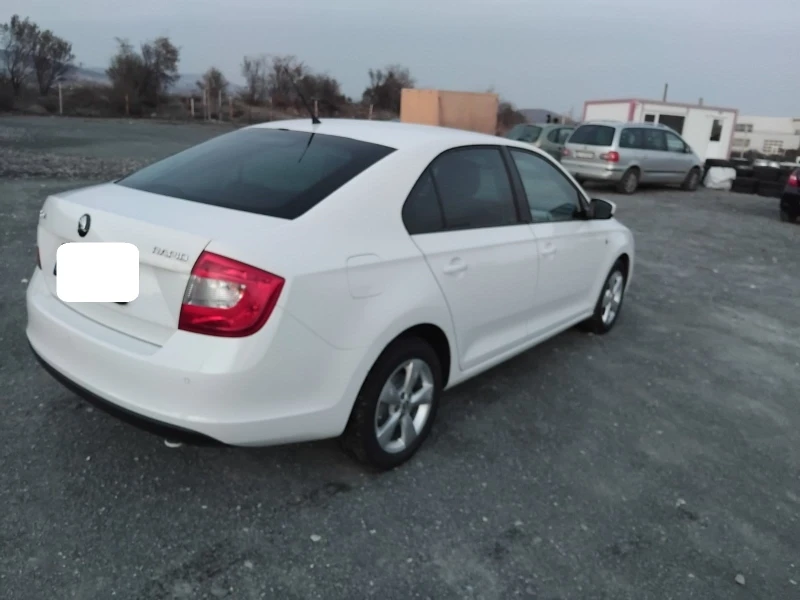 Skoda Rapid, снимка 3 - Автомобили и джипове - 48077168