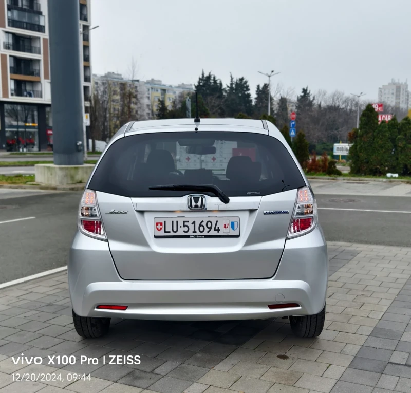 Honda Jazz 1.3IMA Hybrid Swiss, снимка 14 - Автомобили и джипове - 48335821