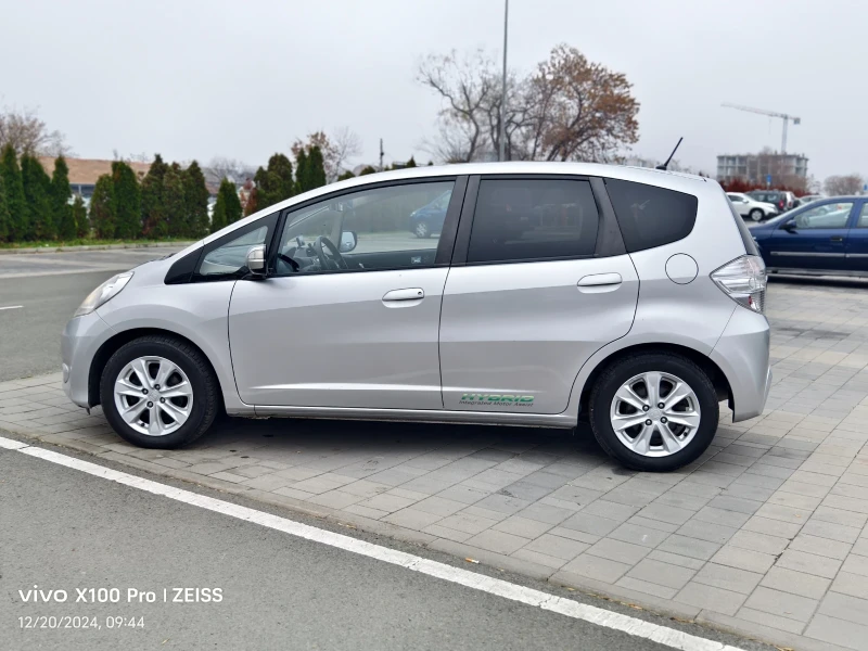 Honda Jazz 1.3IMA Hybrid Swiss, снимка 16 - Автомобили и джипове - 48335821