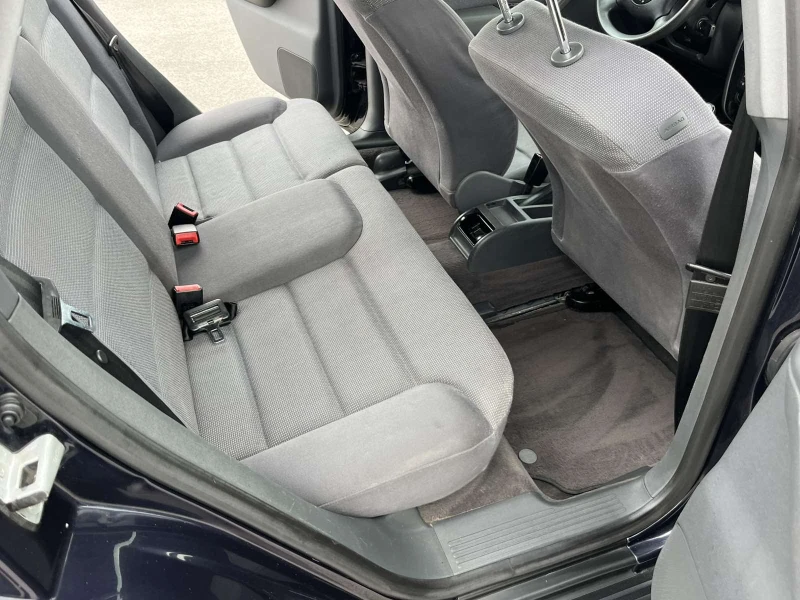 Audi A3 1.6i 101кс КЛИМАТРОНИК, снимка 10 - Автомобили и джипове - 52096408