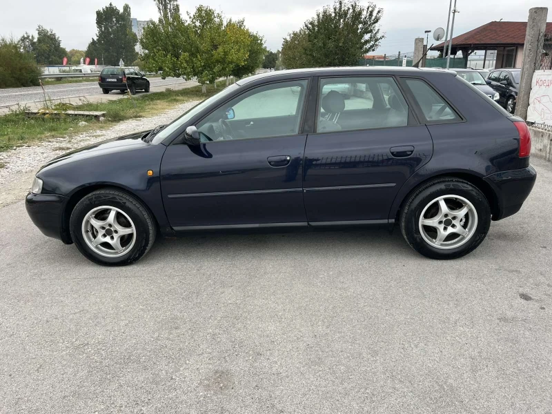 Audi A3 1.6i 101кс КЛИМАТРОНИК, снимка 6 - Автомобили и джипове - 52096408