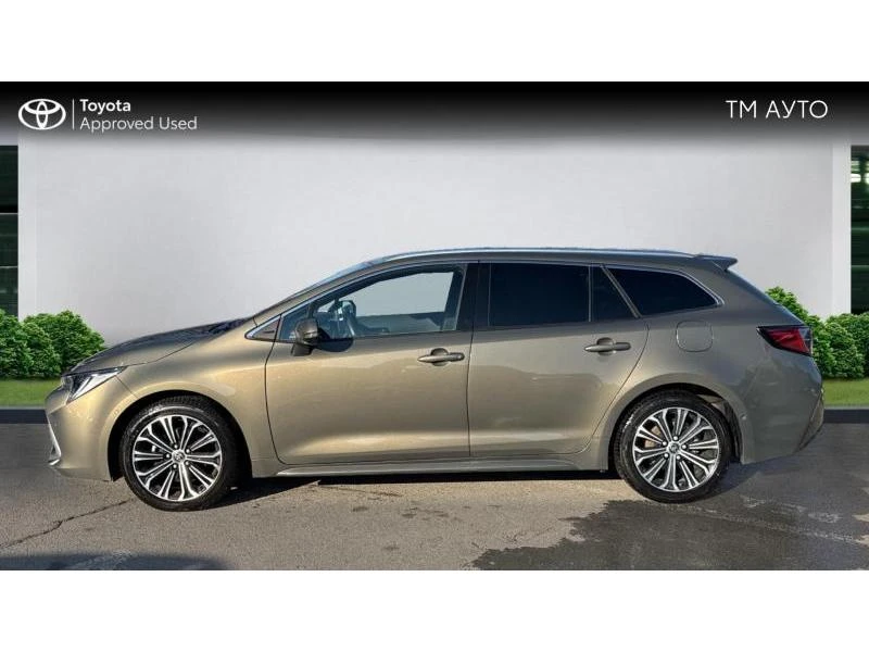 Toyota Corolla TS 1.8 HSD Premium - изображение 3