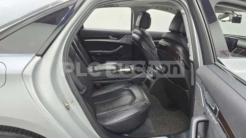 Audi A8 4.2TDI QUATTRO/ПОДГРЕВ/ОБДУХВАНЕ/КАМЕРА/ДИСТРОНИК, снимка 10 - Автомобили и джипове - 54223509