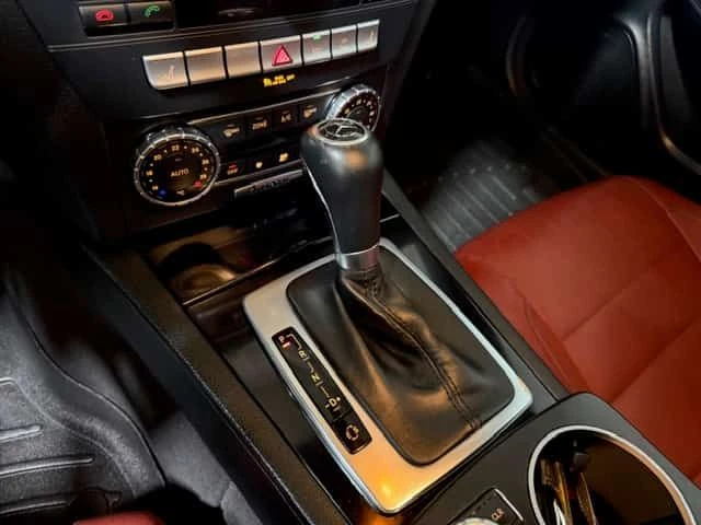 Mercedes-Benz C 350  | CARFAX | DISTRONIC | RED INT | ��� �����  | Mobile.bg � ����������� 17