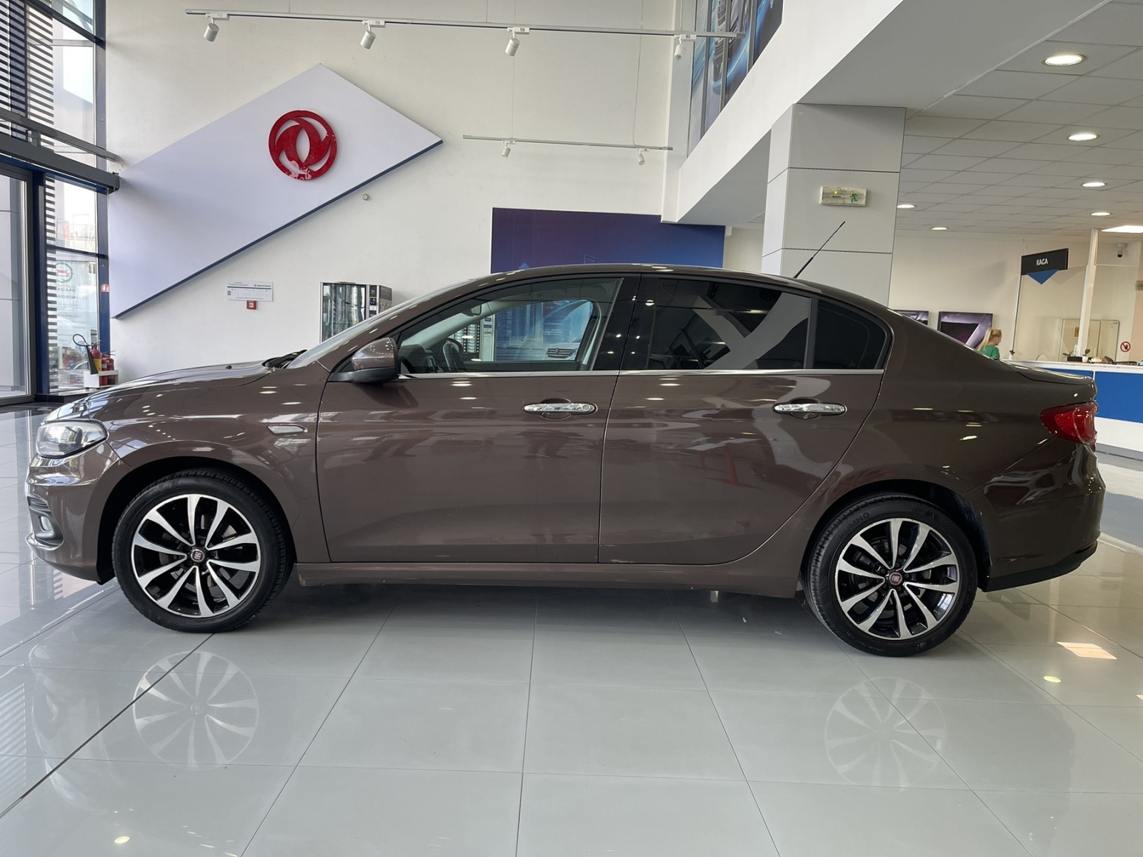 Fiat Tipo 1.6 EURO 6B - изображение 8