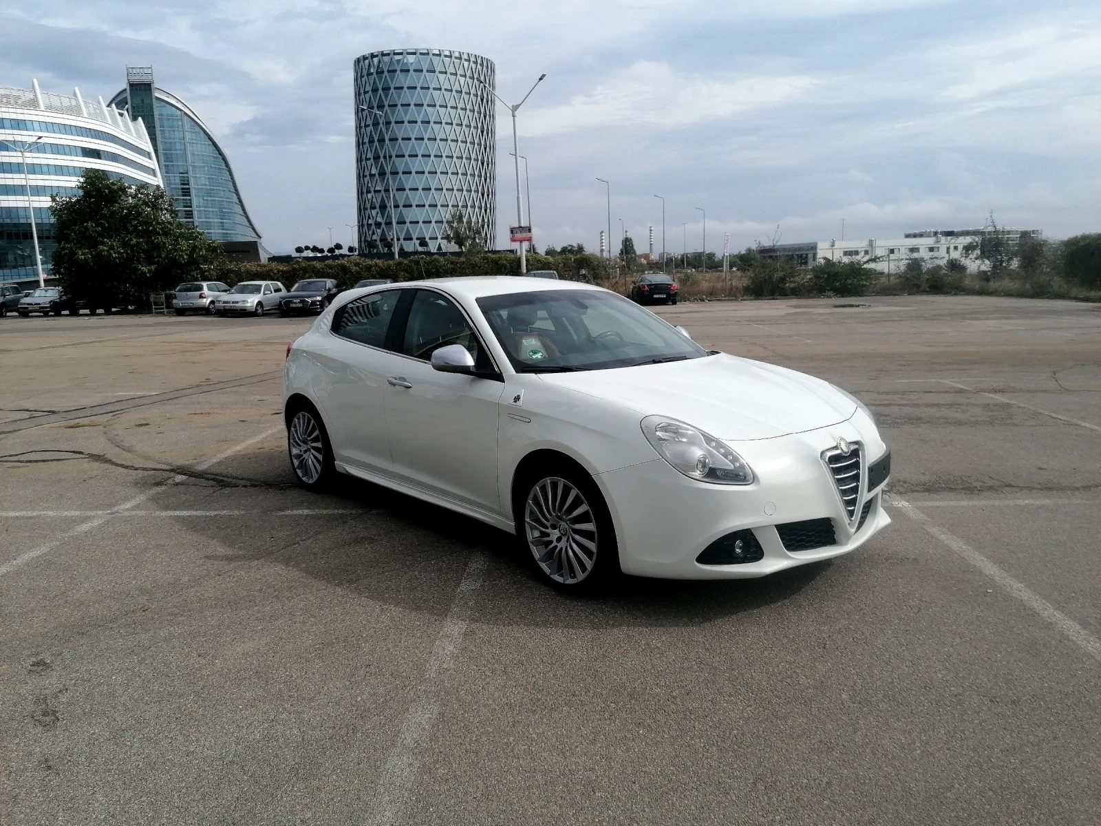 Alfa Romeo Giulietta 1.4 Турбо 170 к.с. кожа - изображение 3