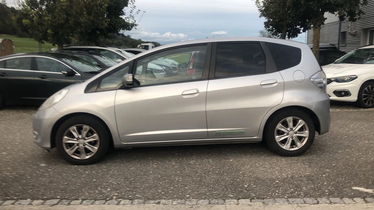 Honda Jazz 1.3IMA Hybrid Swiss - изображение 3