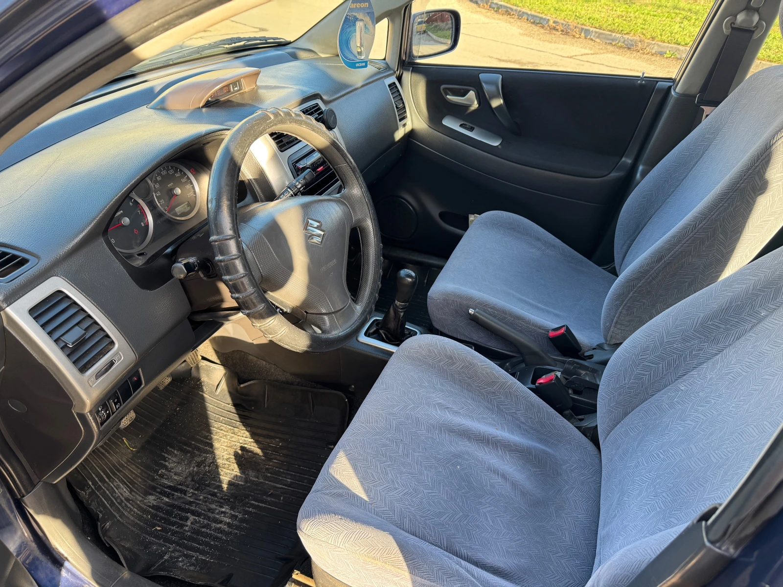 Suzuki Liana | Mobile.bg — изображение 11