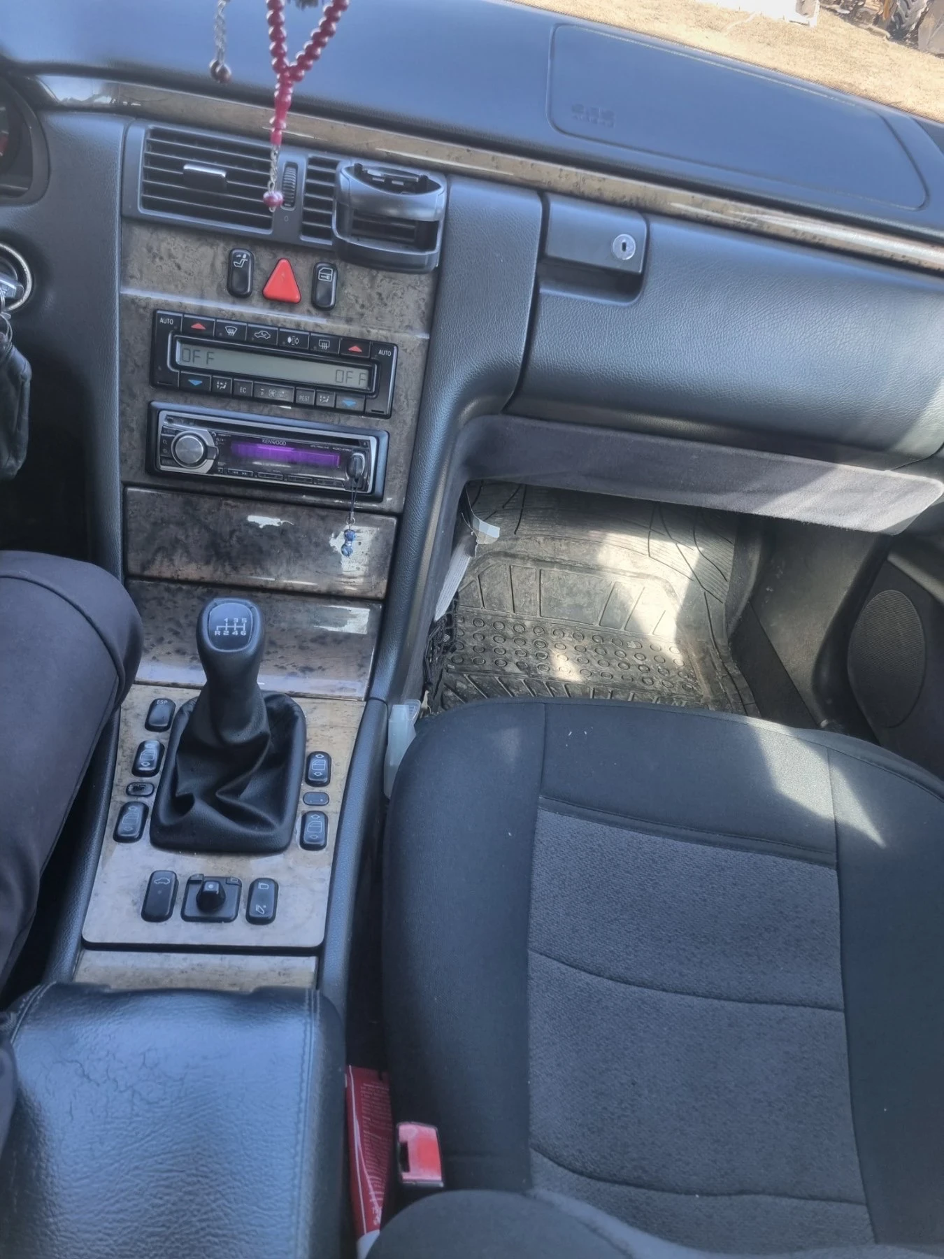 Mercedes-Benz E 270 Avangard 2.7 - изображение 10