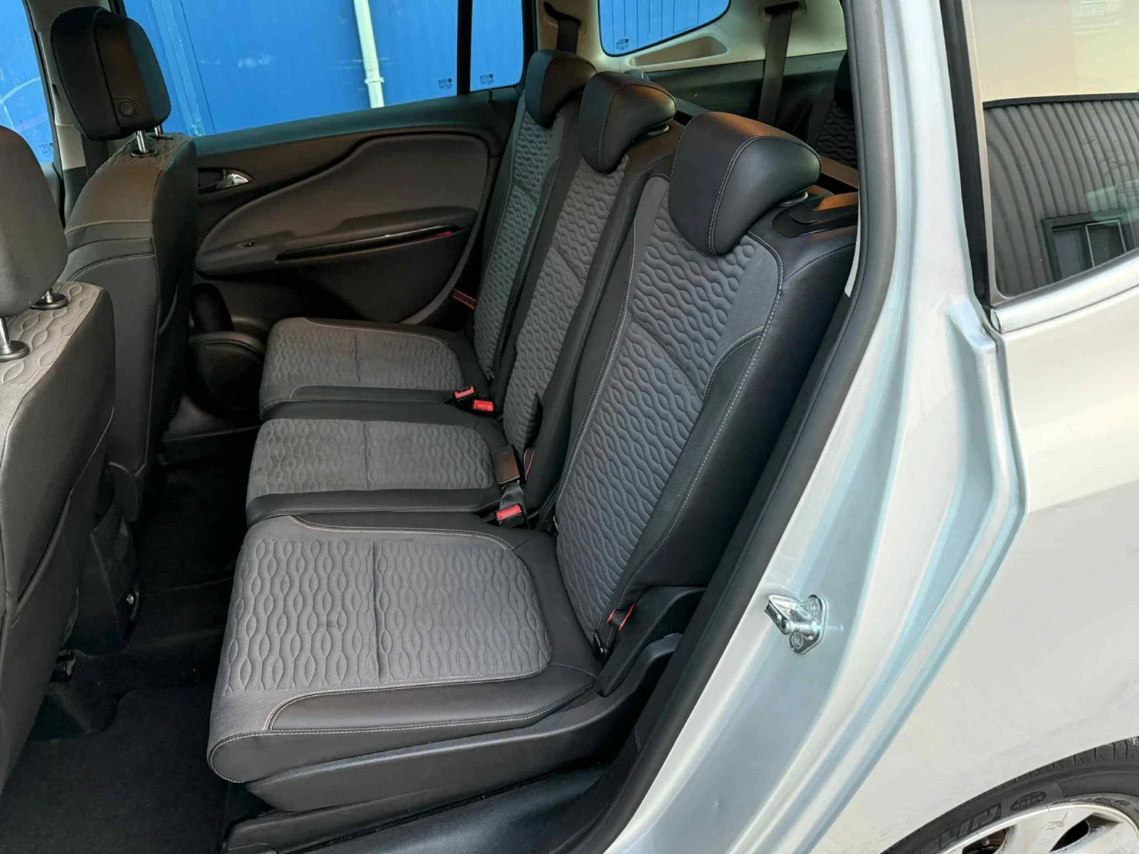 Opel Zafira 6+ 1/Navi/Euro 6 - изображение 10