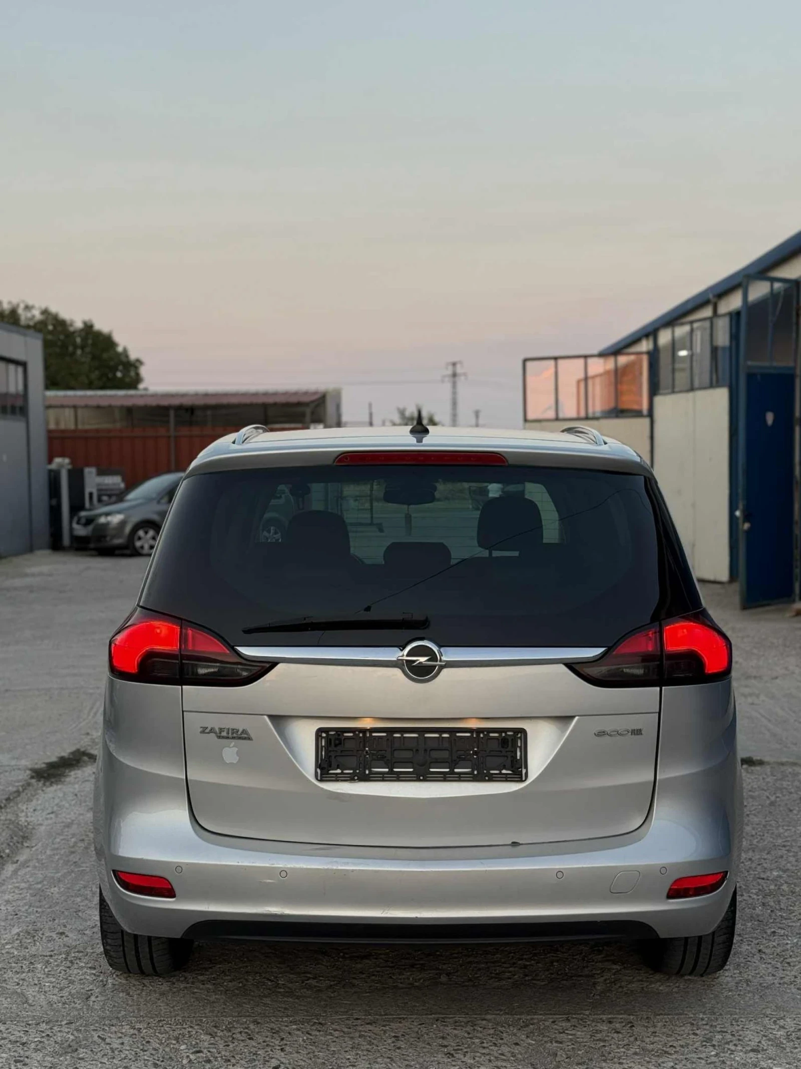 Opel Zafira 6+ 1/Navi/Euro 6 - изображение 2