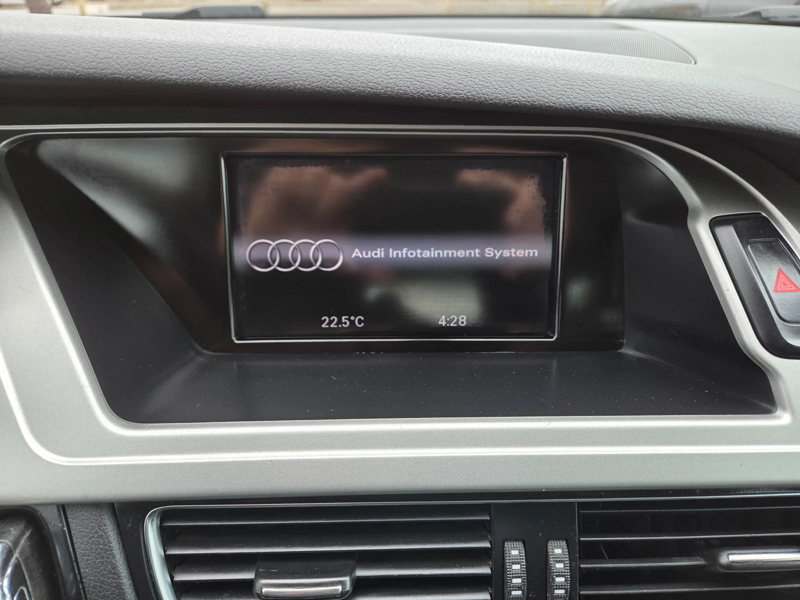 Audi A4 2.0TDI кожа седан - изображение 9