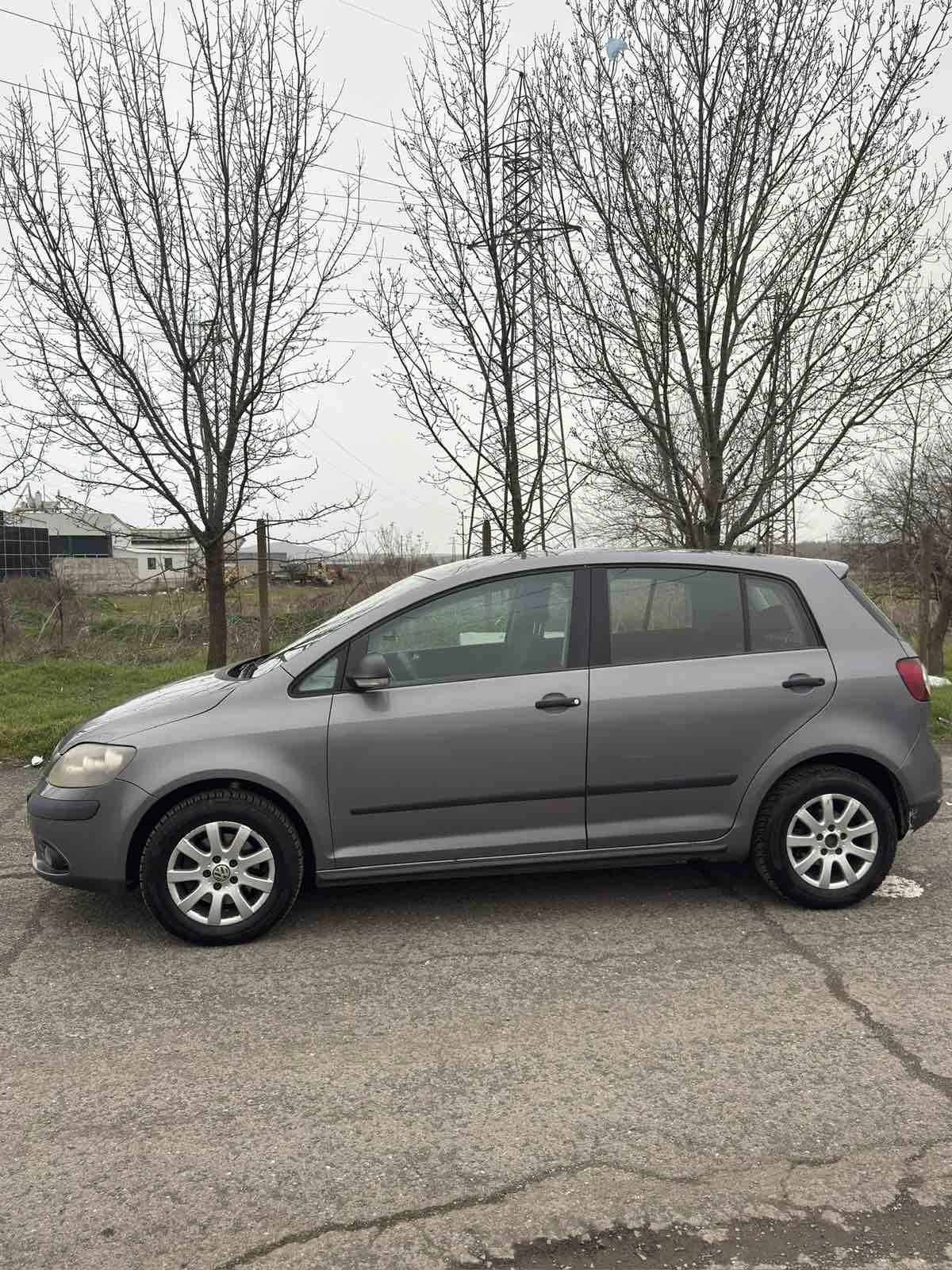 VW Golf Plus, снимка 3 - Автомобили и джипове - 53709755