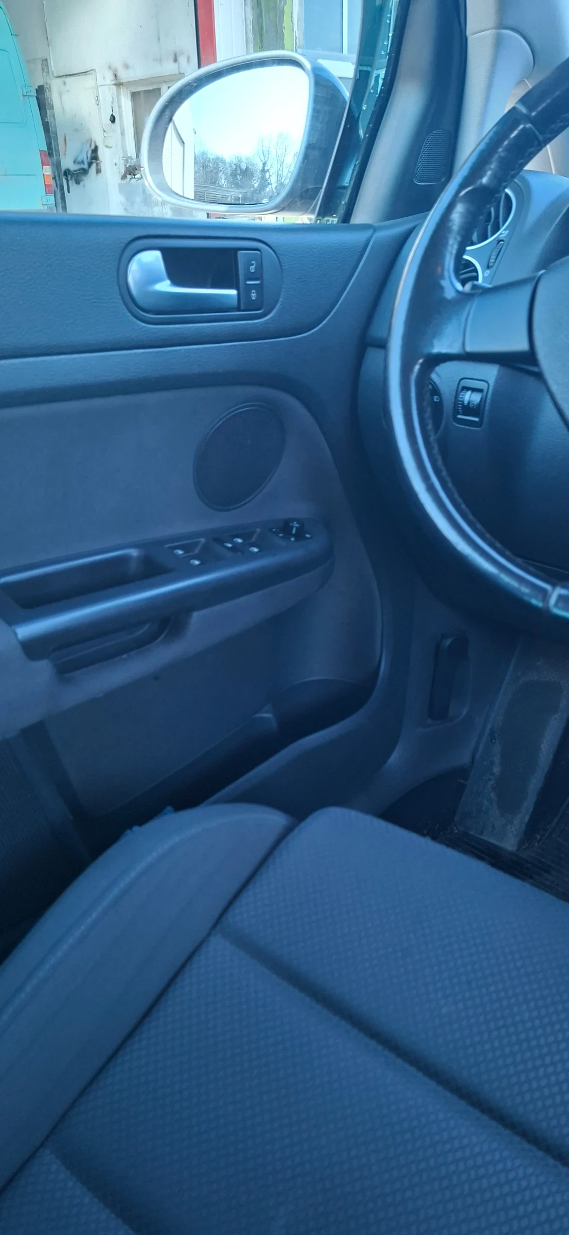 VW Golf Plus, снимка 10 - Автомобили и джипове - 53848566