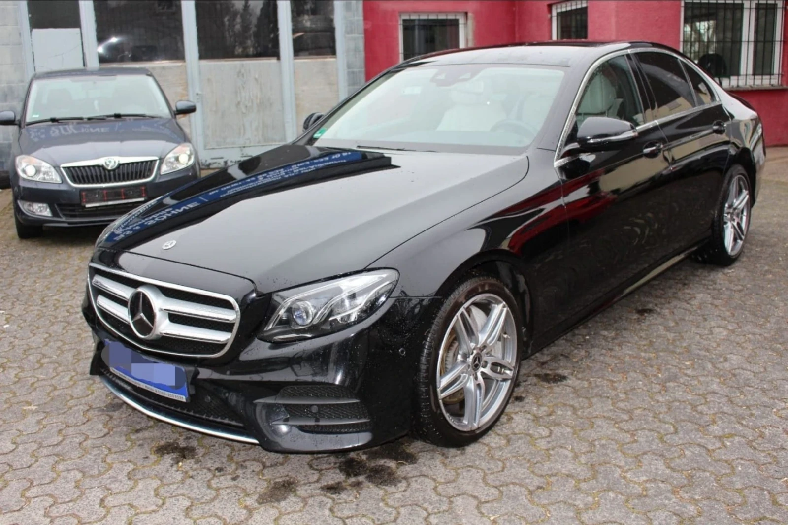 Mercedes-Benz E 400 ОЧАКВАН ВНОС Mercedes E400d * AMG Line* FullMax, снимка 4 - Автомобили и джипове - 53927722