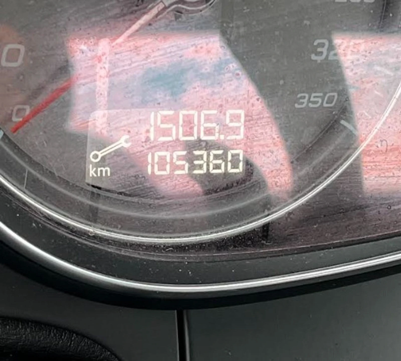 Audi R8 V8 АВТО КРЕДИТ, снимка 11 - Автомобили и джипове - 53947672