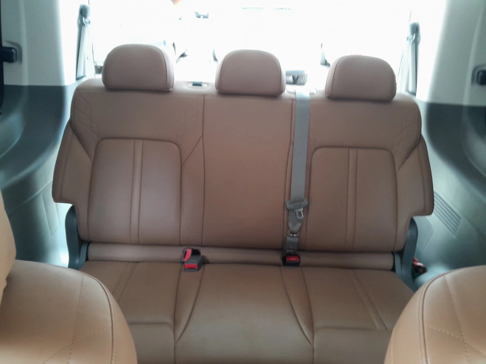 Hyundai Staria, снимка 8 - Автомобили и джипове - 54092214