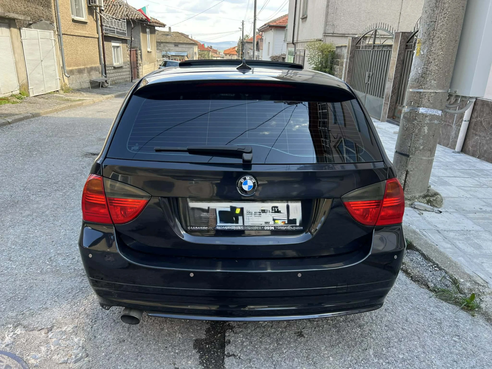 BMW 320 Е91, снимка 4 - Автомобили и джипове - 54100957